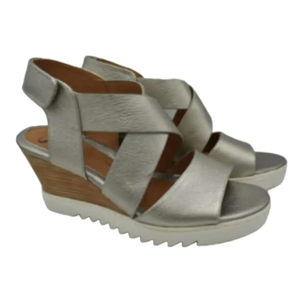 Sofft Womens Size 10 Uxley Grey Gold Metallic Leather‎ Wedge Sandals Shoes New